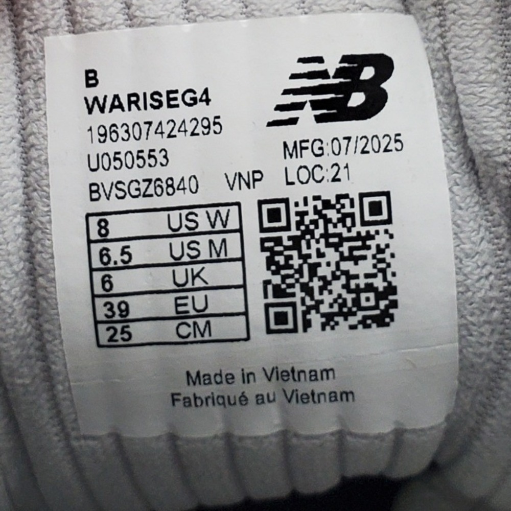 New Balance Fresh Foam Arishi v4 Running Sneakers Gray White Gum Women's Size 8 - Picture 8 of 8